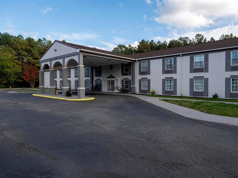 Red Roof Inn Dahlgren - Naval Base Εξωτερικό φωτογραφία