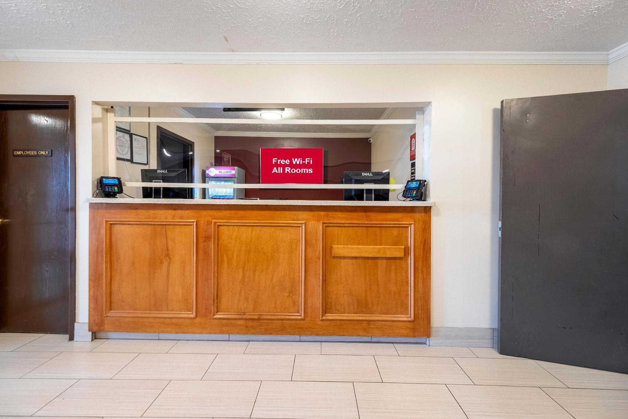 Red Roof Inn Dahlgren - Naval Base Εξωτερικό φωτογραφία