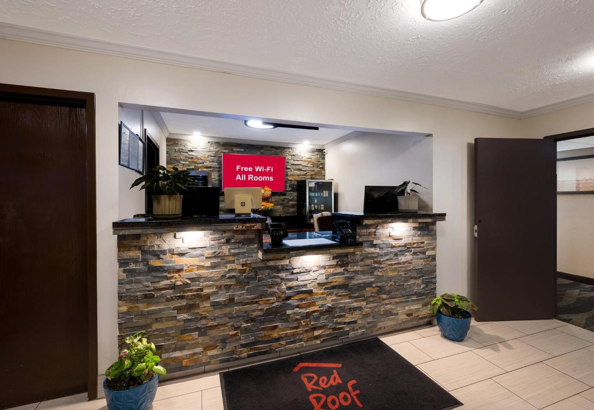 Red Roof Inn Dahlgren - Naval Base Εξωτερικό φωτογραφία